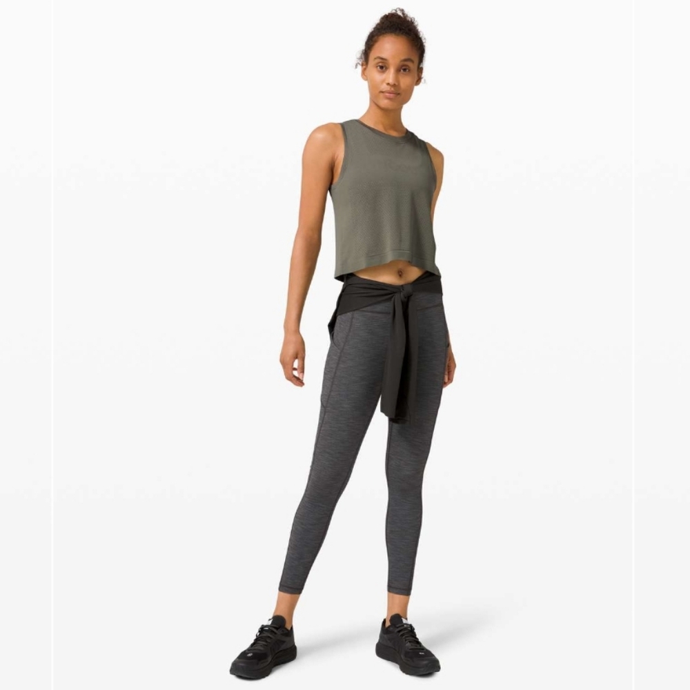 lululemon athletica Swiftly Breathe Relaxed-Fit Crop Tank Top Size 4
